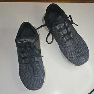 New Balance Black and Gray Knit Sneakers